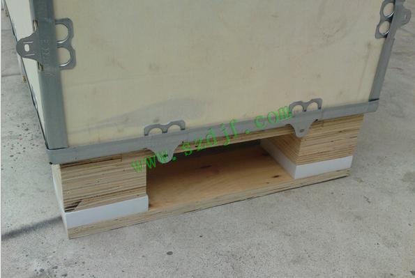 防震緩衝木箱底部